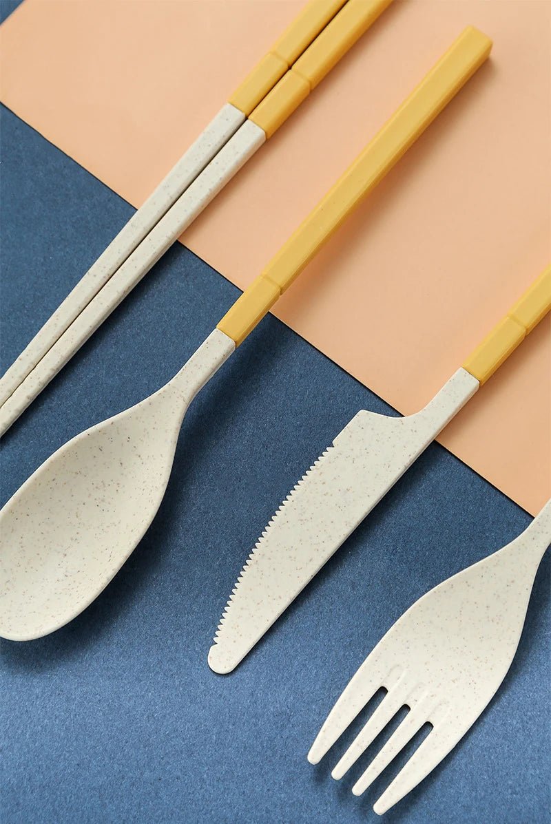 4Pcs Portable Tableware Set Wheat Straw Dinnerware Detachable Cutlery Travel Tableware Picnic Dinnerware Set Camping Cutlery Set - The Melt Theory Lab by Kandylandlaiid LLC
