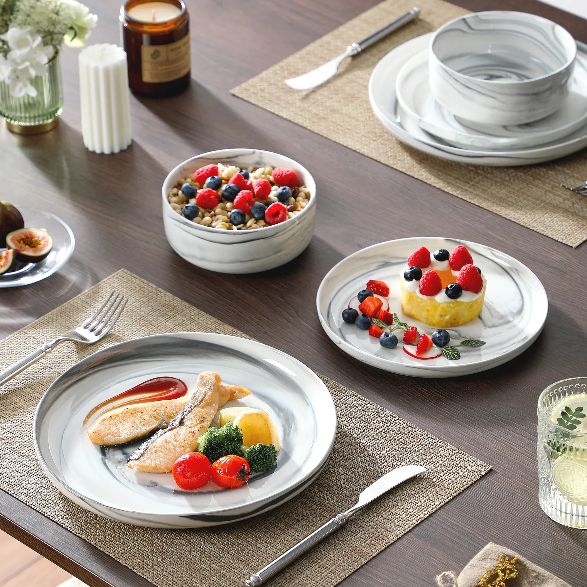 MALACASA Luna series 18-Piece Ceramic Porcelain Dinnerware Set with 6 Pcs Dinner/Dessert Plates,Bowl Tableware Set Service for 6