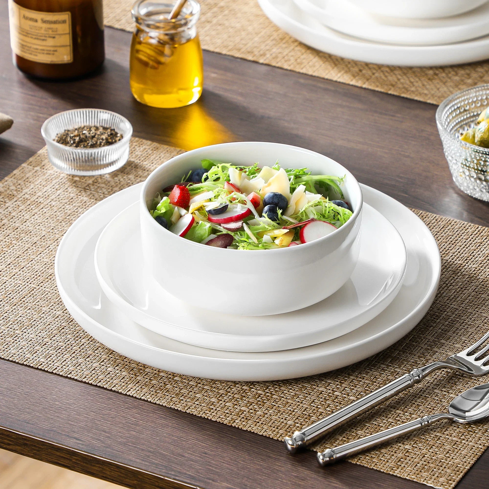 MALACASA Luna series 18-Piece Ceramic Porcelain Dinnerware Set with 6 Pcs Dinner/Dessert Plates,Bowl Tableware Set Service for 6