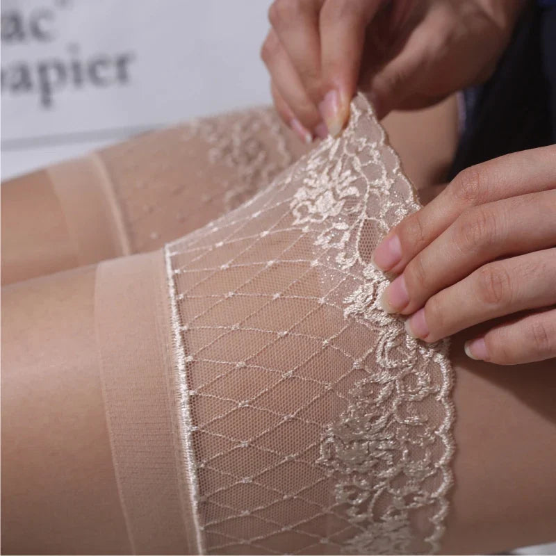 Retro Oil Flashing Stockings Women Sexy Transparent Lingerie 15D Lace Top Silicone Stay Up Thigh High Stockings Glossy Medias