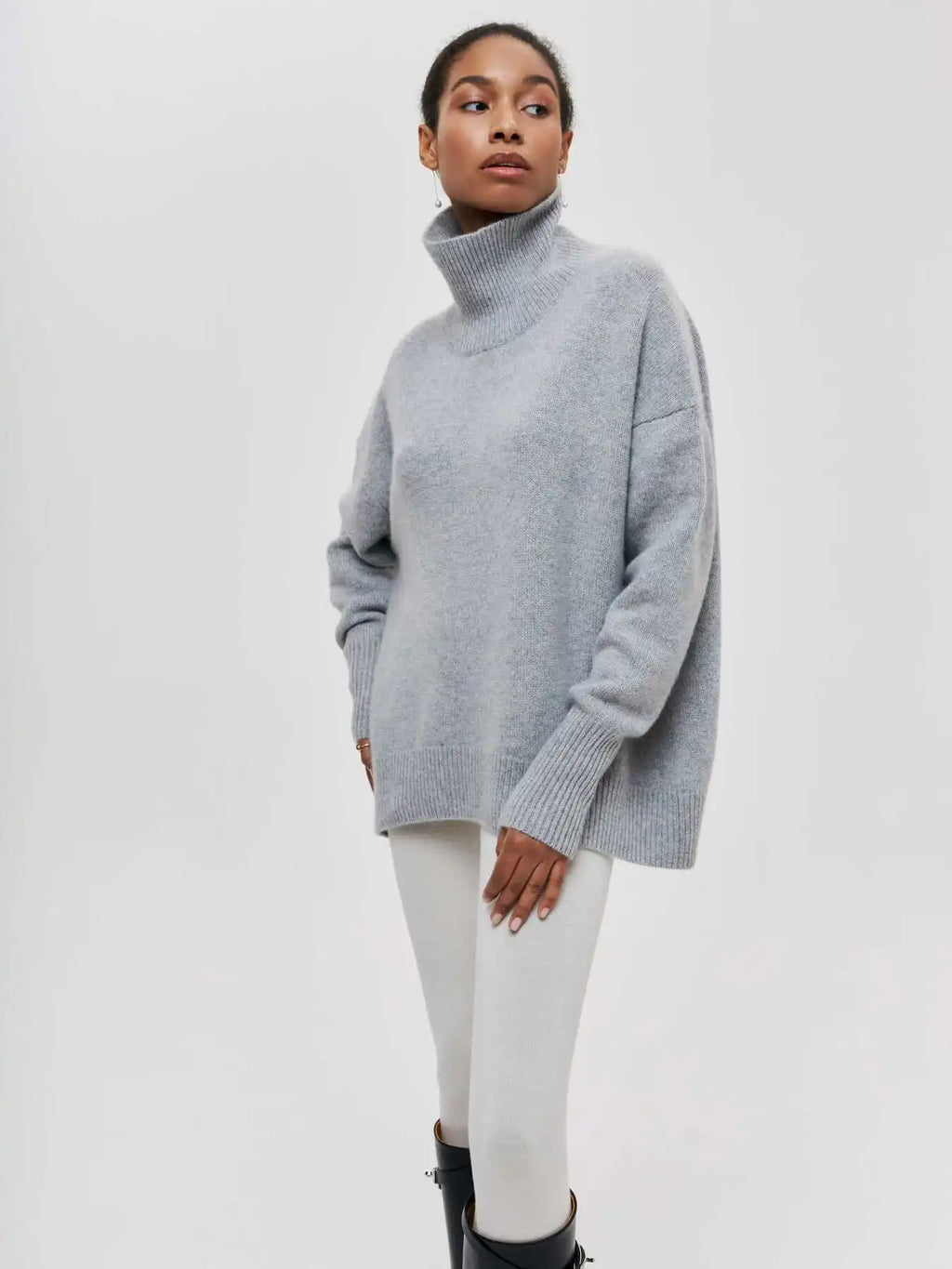 Original Light Luxury O-neck Knit Sweater Autumn and Winter Women's Elegant Loose Mock Neck Solid Color Warm Outerwear Sweater