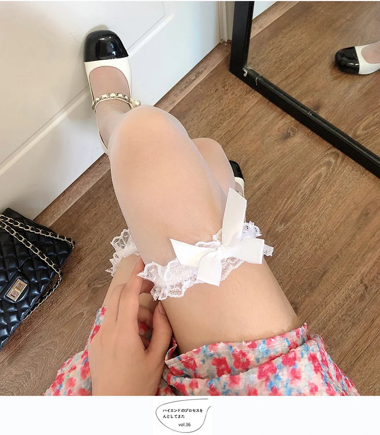 White Women Stockings Sexy Lace Bow Long Socks Lolita Knees High SocksThigh High Stockings Sweet Girls Kawaii Stockings Japanese