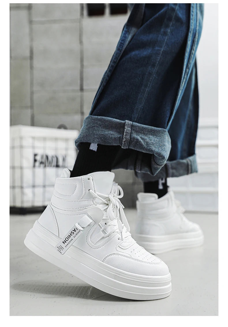 High-top classic casual sports shoes with durable soles and soft uppers, blending classic and fashionable styles. Ideal for hiki