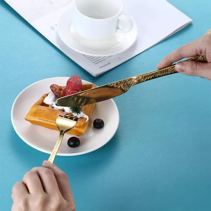 High Quality Cutlery Set Handle Exquisite carving Stainless Steel Golden Tableware Knife Fork Spoon Flatware Set Silverware Set
