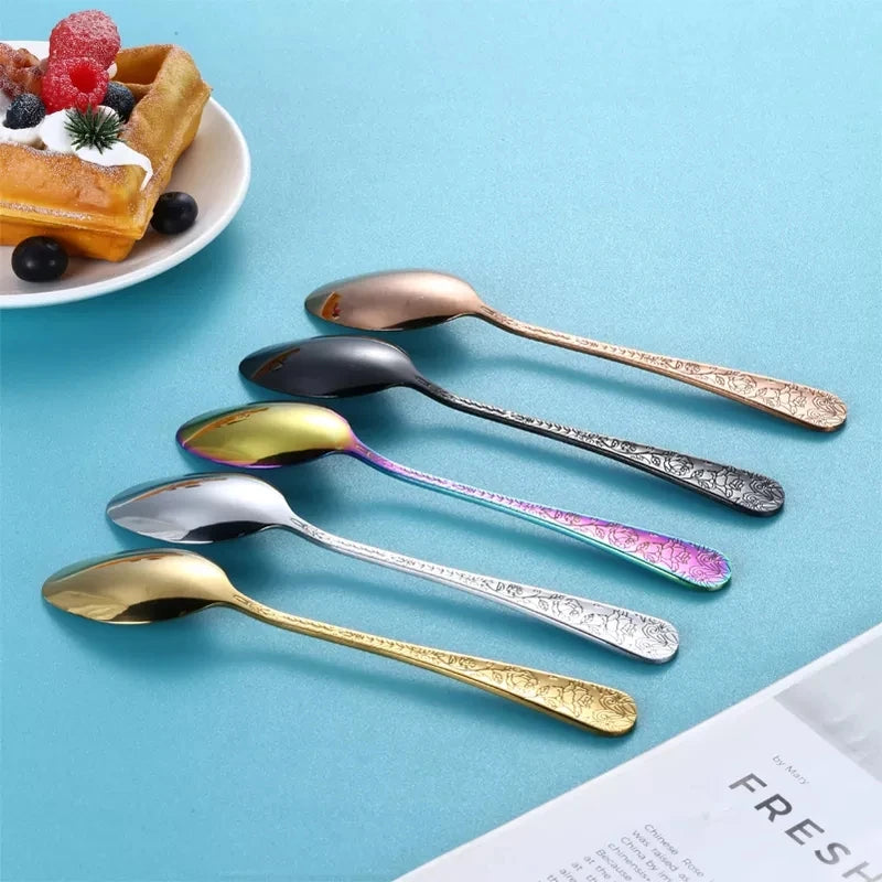 High Quality Cutlery Set Handle Exquisite carving Stainless Steel Golden Tableware Knife Fork Spoon Flatware Set Silverware Set