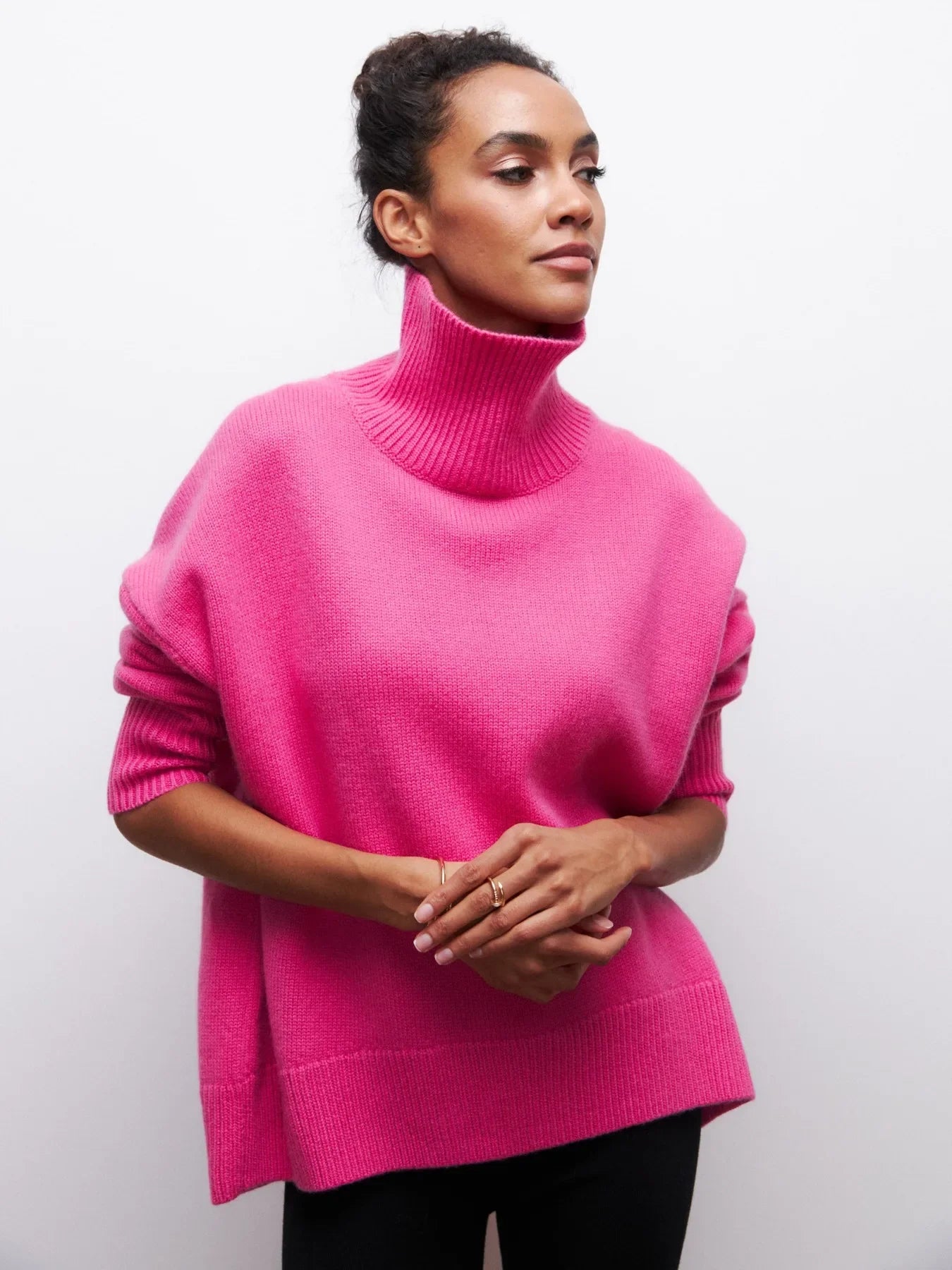 Original Light Luxury O-neck Knit Sweater Autumn and Winter Women's Elegant Loose Mock Neck Solid Color Warm Outerwear Sweater