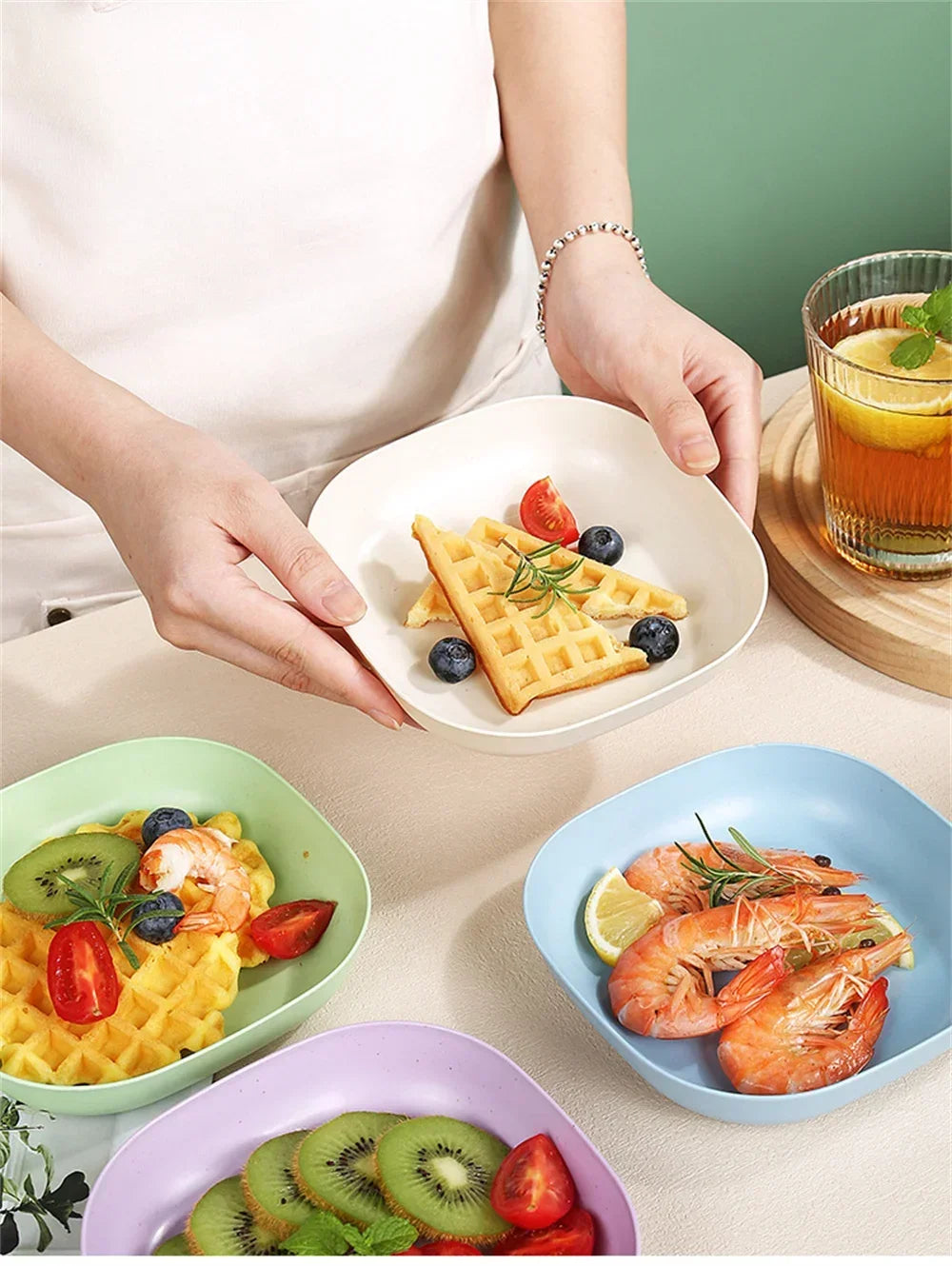 10pcs Multi-function Spit Bone Dish Food Grade Plastic  Round Square Set Dining Table Garbage Plate  Household Snack Fruit Plate