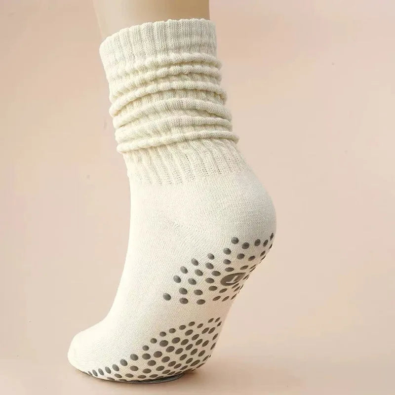 Yoga Socks Mid-Calf Pilates Socks Non-Slip Women's Sweat-Absorbent Non-Slip Dotted Floor Socks Versatile Sports Fitness Silicone Socks
