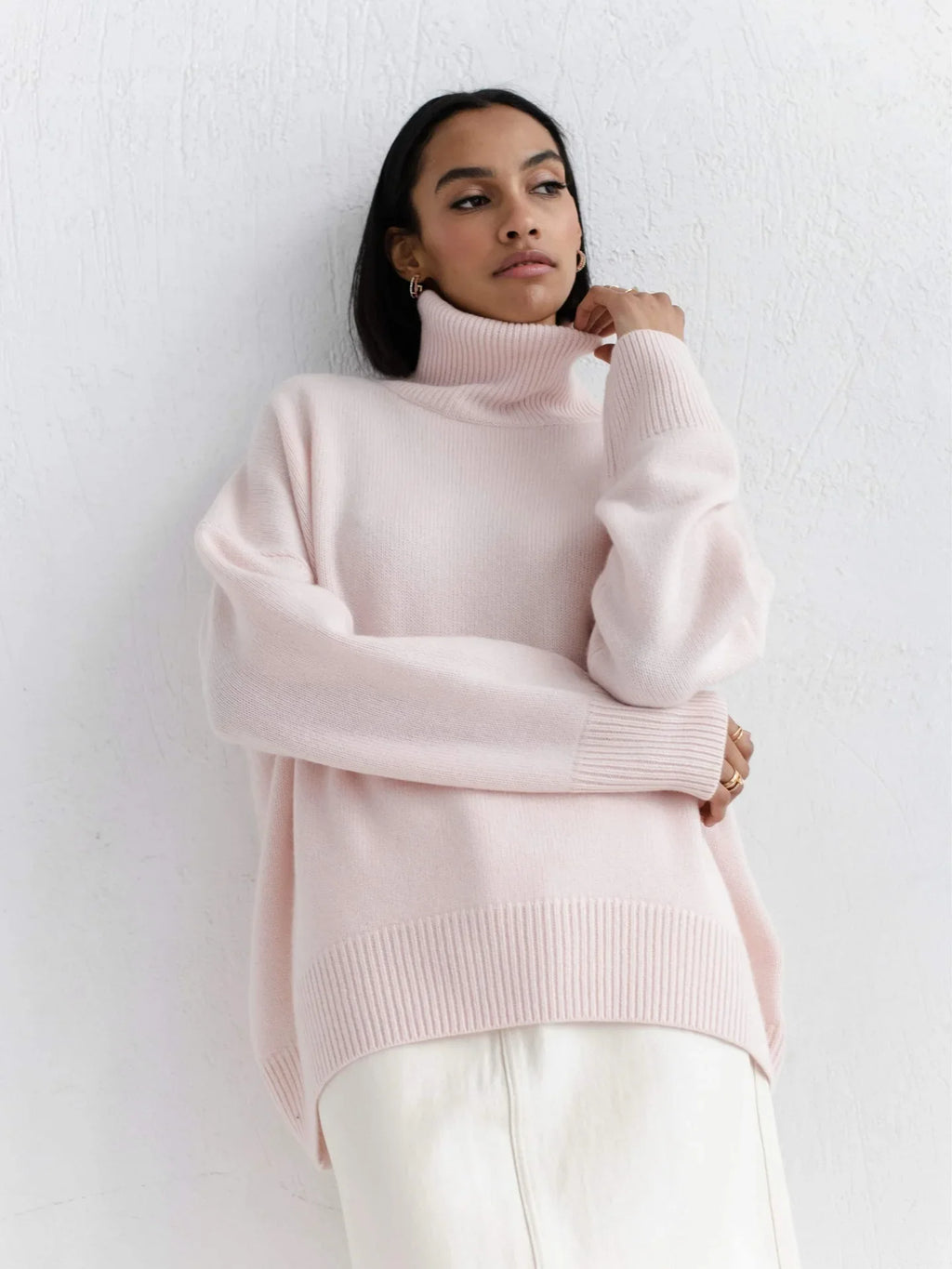 Original Light Luxury O-neck Knit Sweater Autumn and Winter Women's Elegant Loose Mock Neck Solid Color Warm Outerwear Sweater