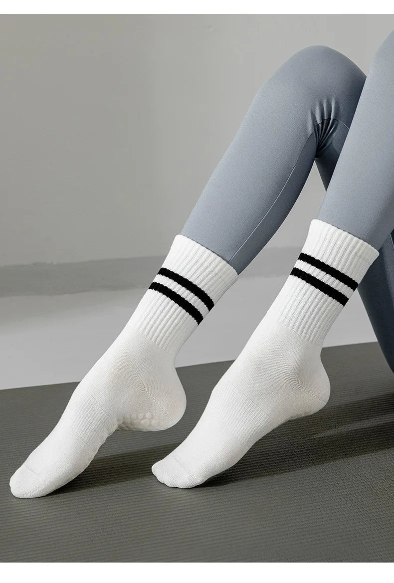 5 Pairs Pilates Socks for Women Yoga Socks Pure Cotton Non Slip Silicone Grips Indoor Sport Fitness Pilates Yoga Gym Dance Socks