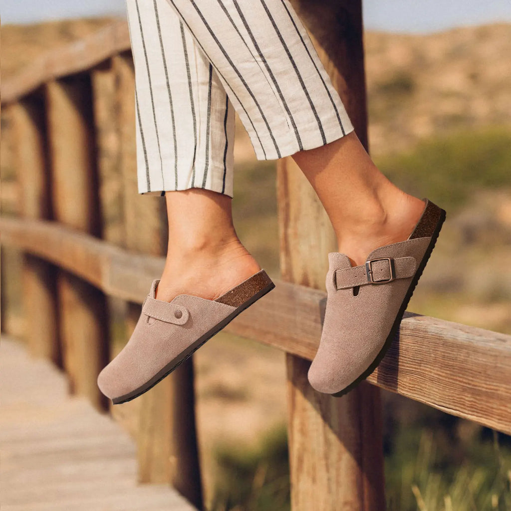 Pallene Women Classic Clogs Cork Footbed Slippers Slip-on Cork Sandals Feamle Unisex Beach Shoes Outdoor Men Mules And Clogs