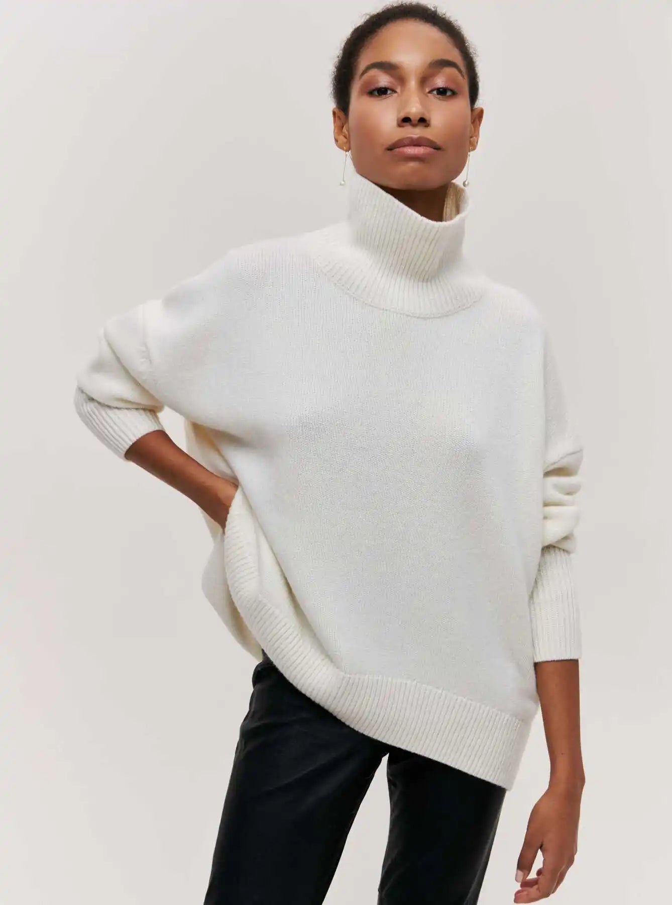 Original Light Luxury O-neck Knit Sweater Autumn and Winter Women's Elegant Loose Mock Neck Solid Color Warm Outerwear Sweater