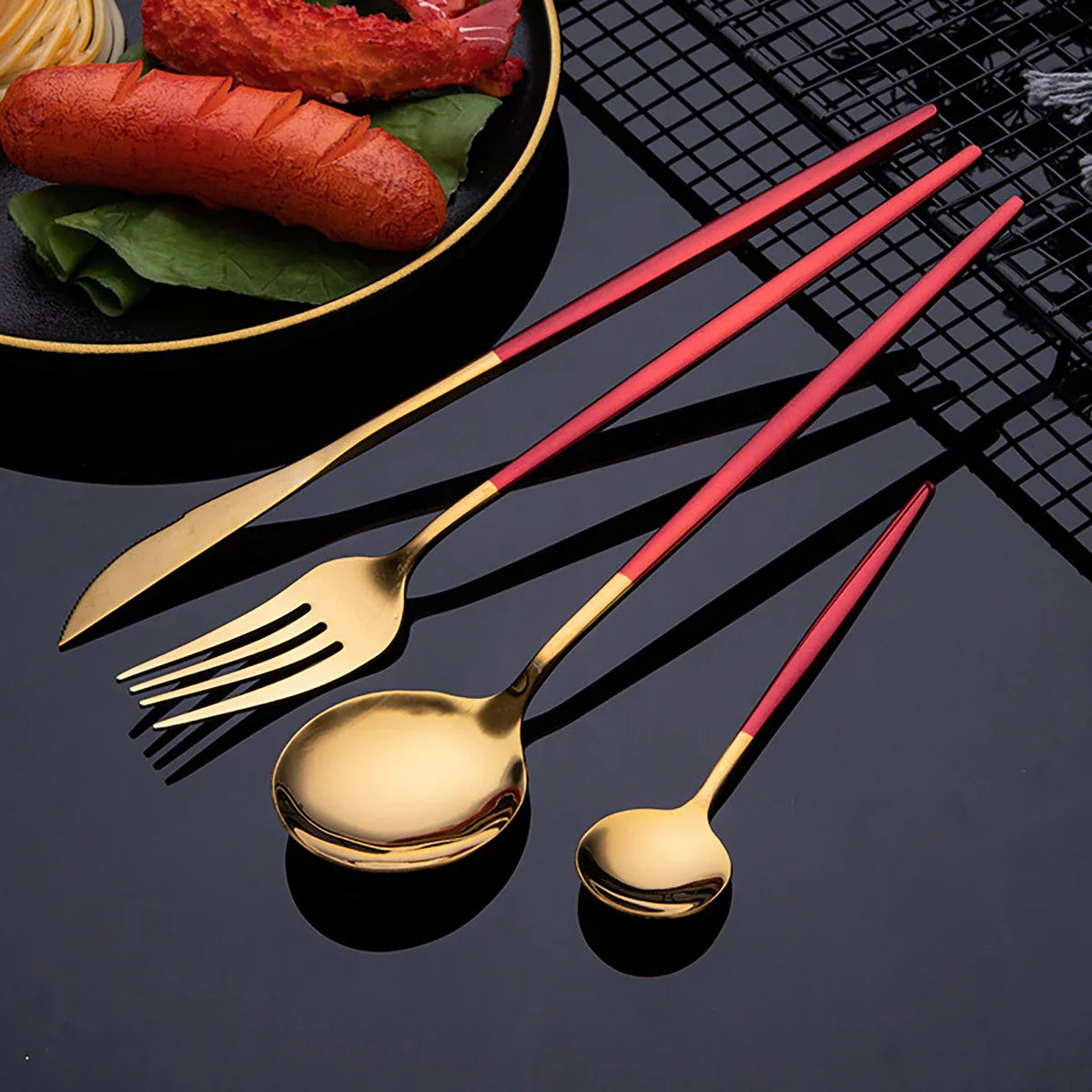 24Pcs Gold Tableware Sets Stainless Steel Cutlery Knife Tea Fork Coffee Spoon Flatware Dishwasher Safe Dinner Kitchen Dinnerware