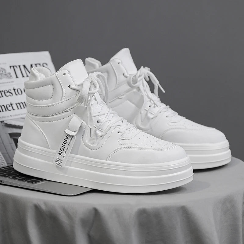 High-top classic casual sports shoes with durable soles and soft uppers, blending classic and fashionable styles. Ideal for hiki