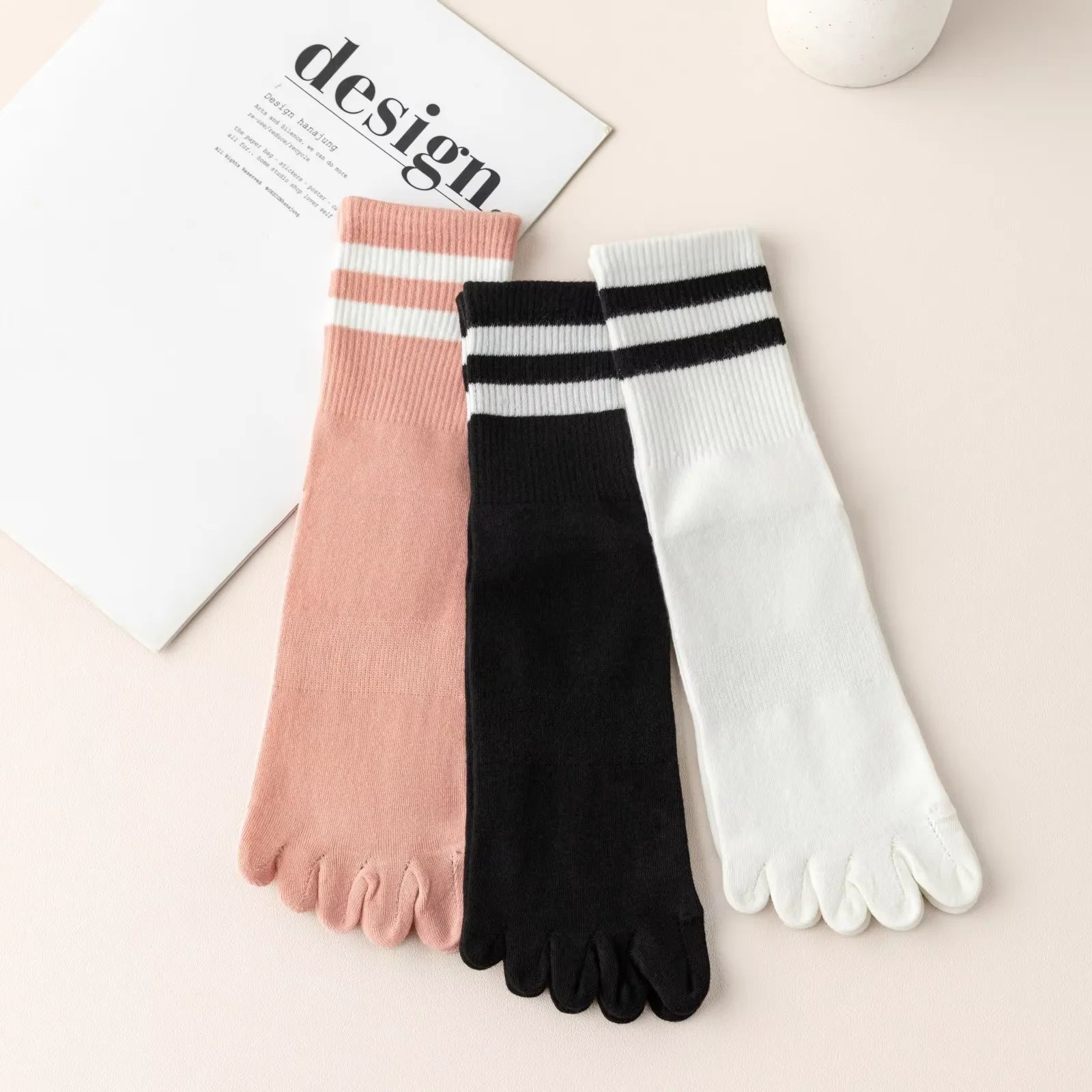 Yoga Socks for Women with Grips, Non-Slip Five Toe Socks for Pilates, Barre, Ballet, Fitness