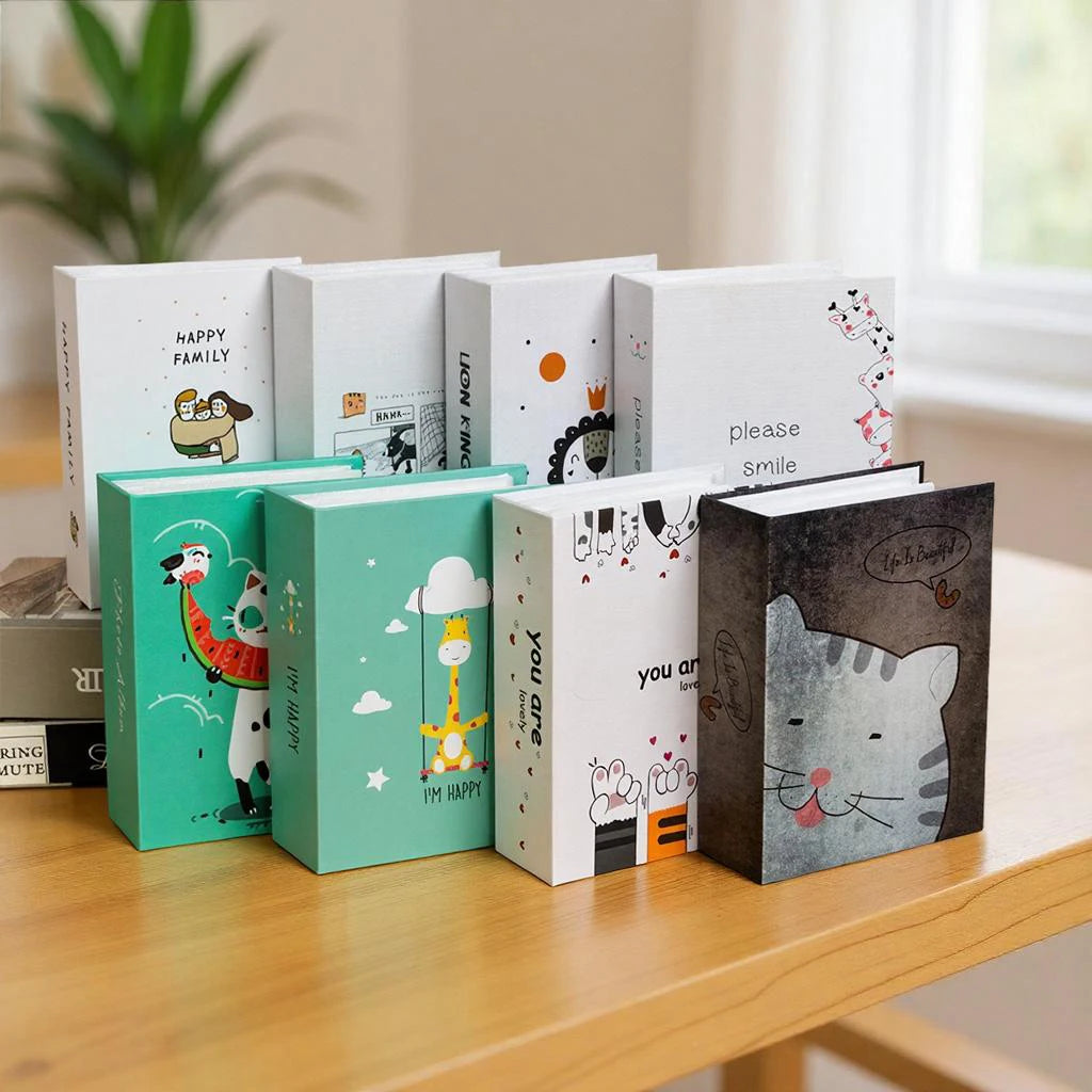 The Cartoon Cover Album Is Exquisite. It Can Hold 100 6-inch Photos And Is Suitable For Family Memory Storage And Collection