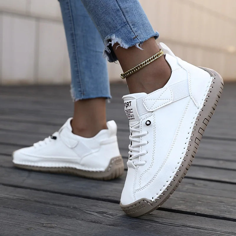 Women's Boots Outdoor Casual Shoes British Style Retro Non-slip Work Shoes Leather Couple Loafers Handmade Soft Sole Ankle Boots