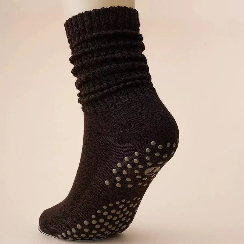 Yoga Socks Mid-Calf Pilates Socks Non-Slip Women's Sweat-Absorbent Non-Slip Dotted Floor Socks Versatile Sports Fitness Silicone Socks