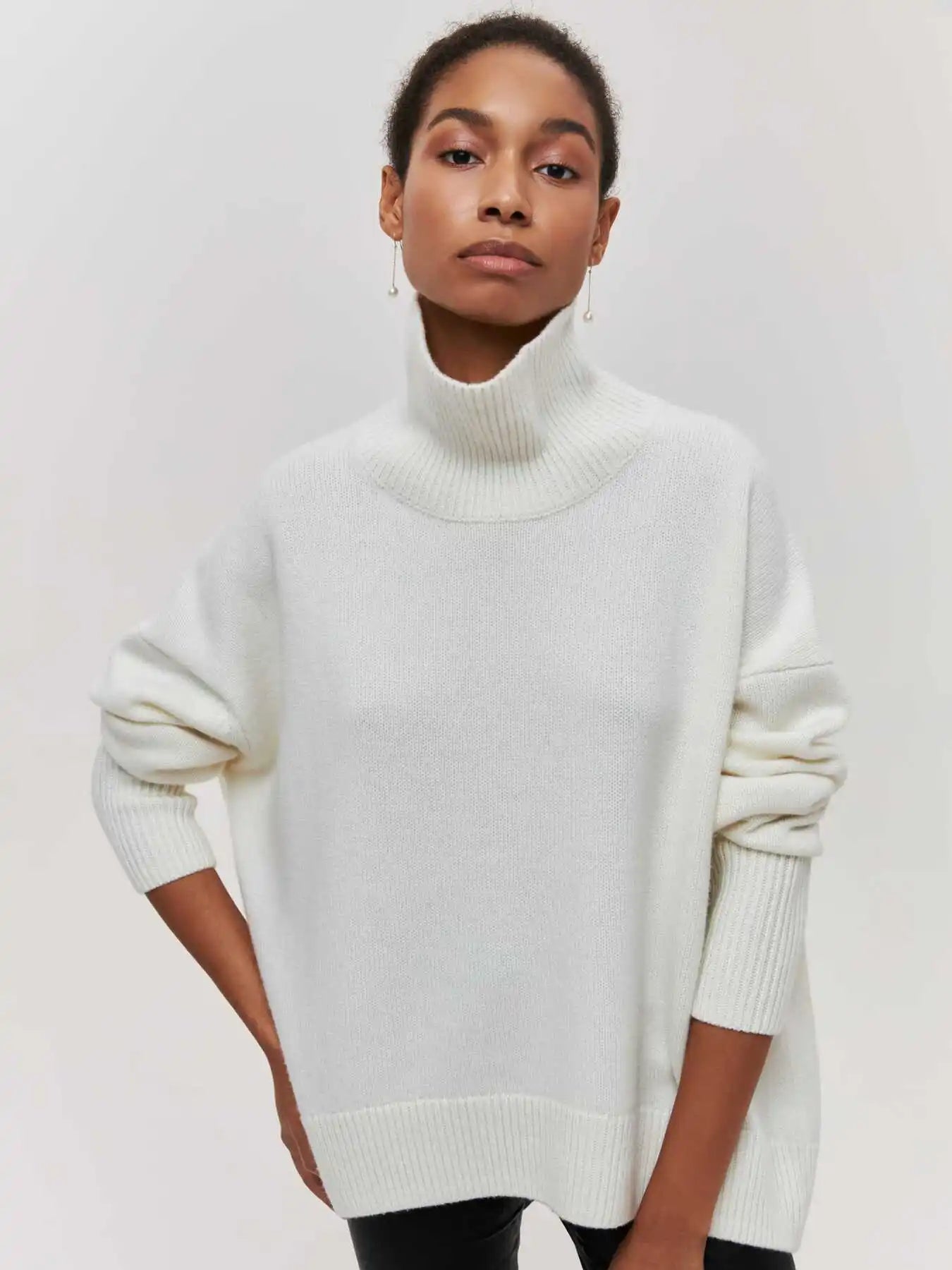 Original Light Luxury O-neck Knit Sweater Autumn and Winter Women's Elegant Loose Mock Neck Solid Color Warm Outerwear Sweater
