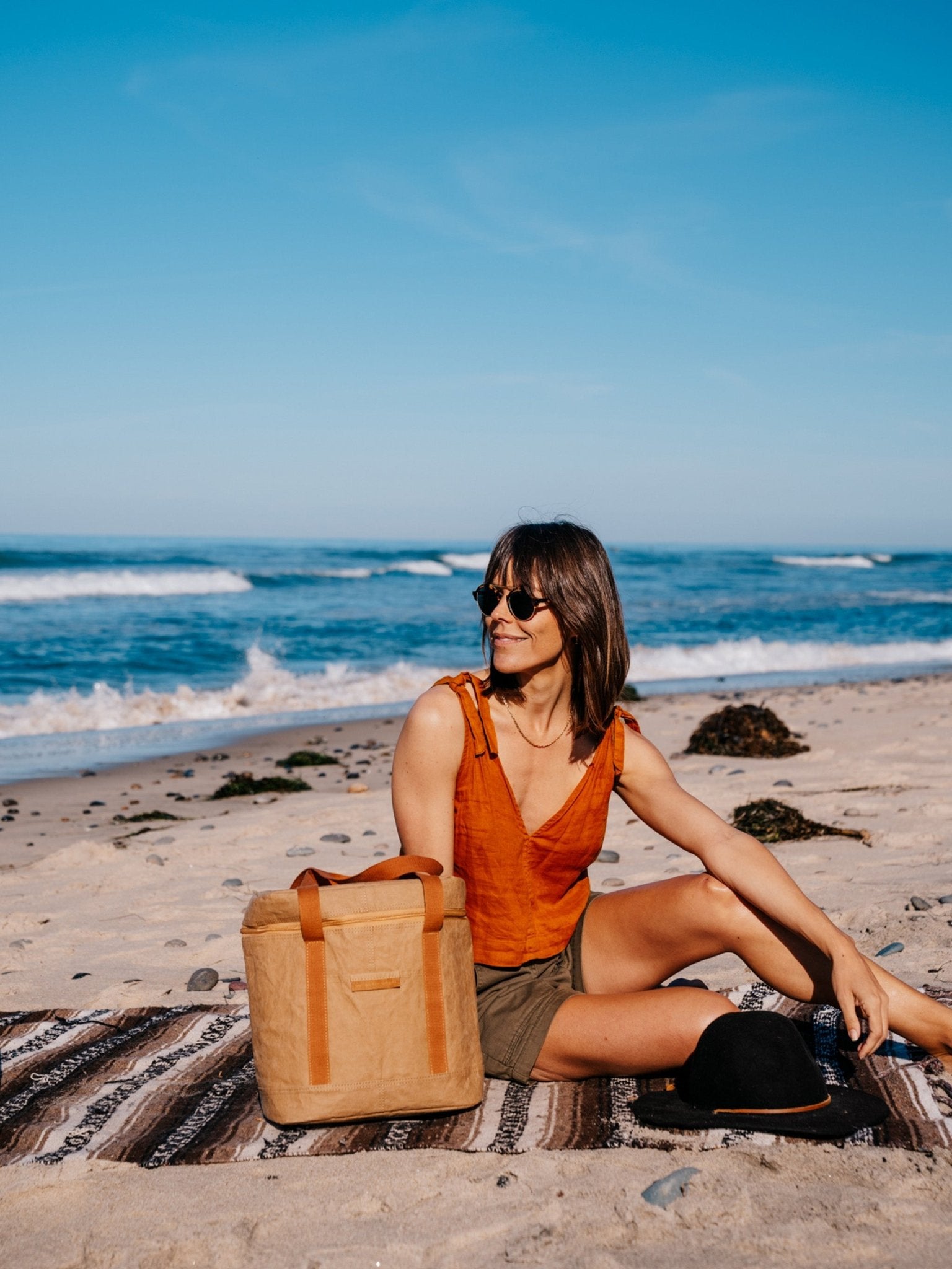 Walrus Cooler with Longer Handles - The Melt Theory Lab by Kandylandlaiid LLC
